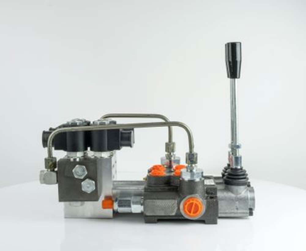 Гідророзподілювач 2P40-VRP-A1ED3-A1ED3-GKZ1-VRE-24VDC