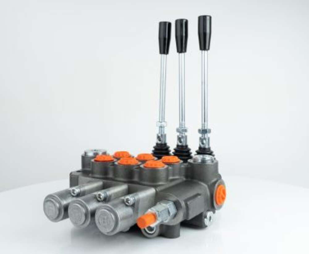 Гідророзподілювач 3Z80-1L12L12L12-GKZ1