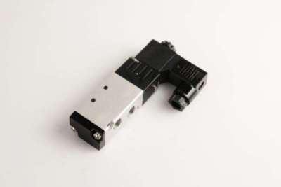 Пневморозподілювач 4V110-06,DC24V