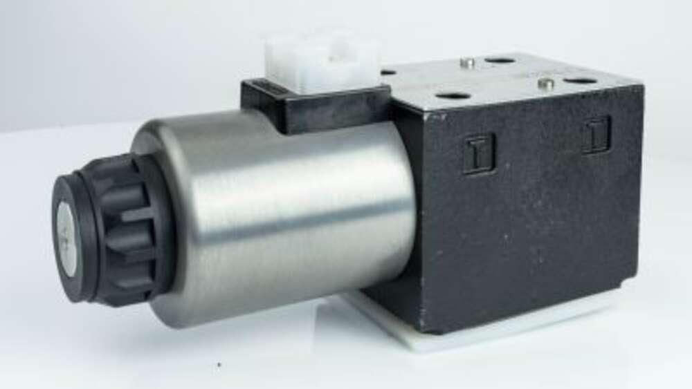 Гідророзподілювач DKE-1631/2/X-24DC 20