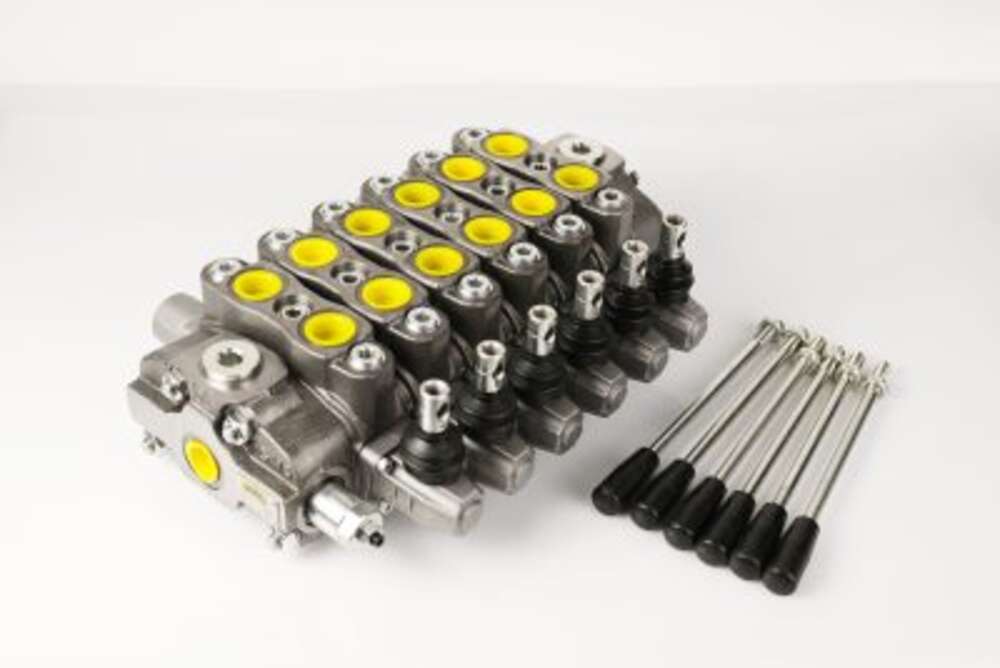Гідророзподілювач 100L GS16/6/AC(X‐220)/18L.P3T/18L.P3T/18L.P3T/18L.P3T/18L.P3T/18L.P3T/RC (100L GS16/6 10060028) (ВЕРХНІЙ)