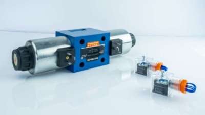 Гідророзподілювач 4WE10G-3XCG12N9Z5L