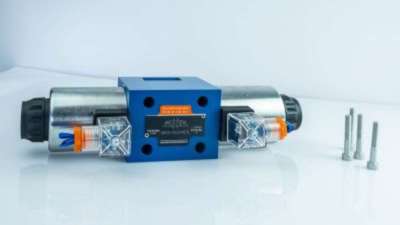 Гідророзподілювач 4WE10G-3XCG24N9Z5L