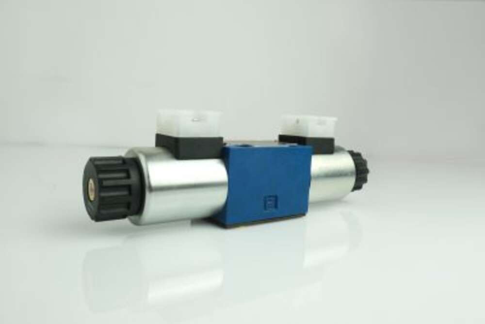Гідророзподілювач 4WE6U-6XCG24N9Z5L