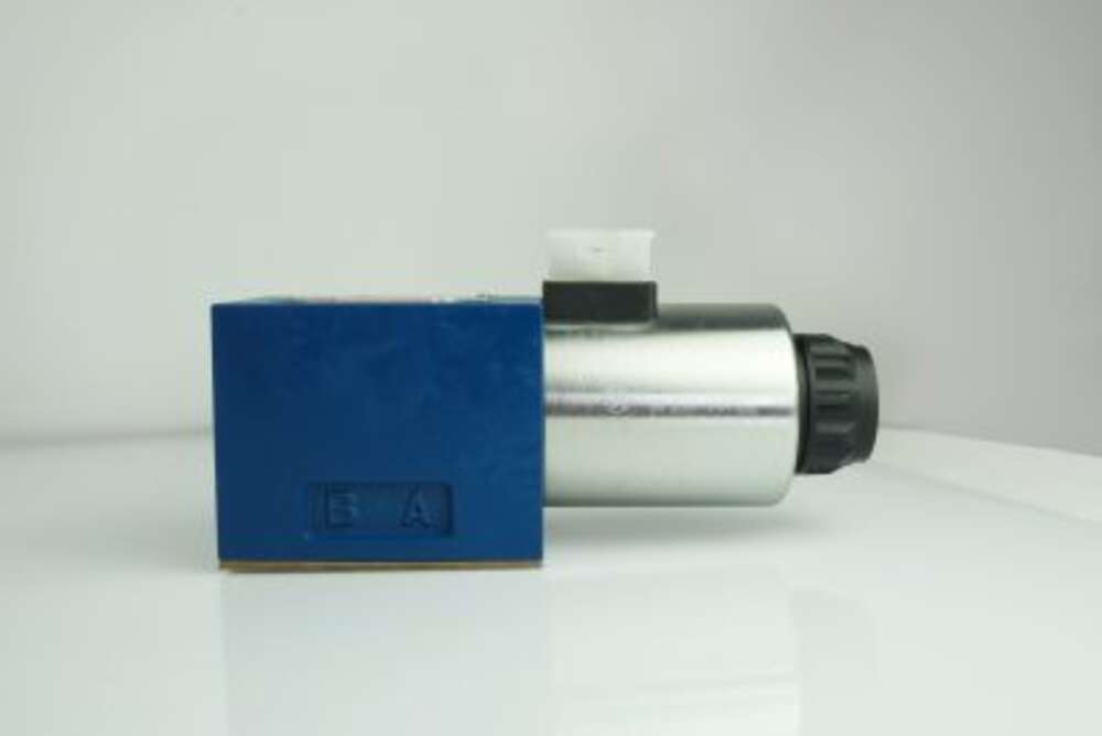 Гідророзподілювач 4WE10D-3XCG24N9Z5L