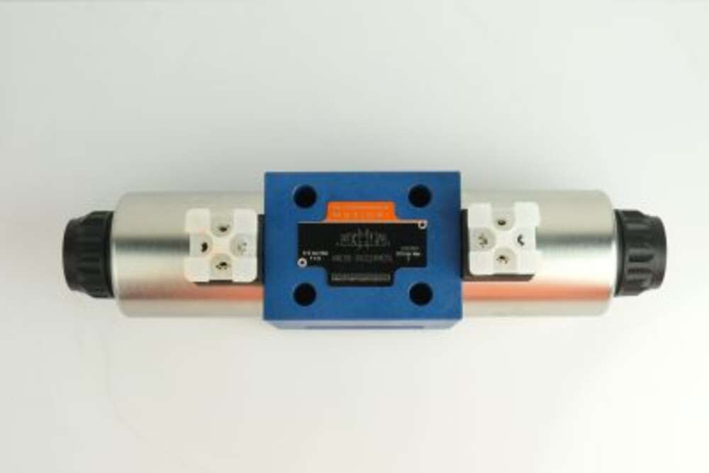 Гідророзподілювач 4WE10E-3XCG24N9Z5L