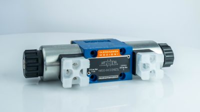 Гідророзподілювач 4WE6G-6XCW220RN9Z5L